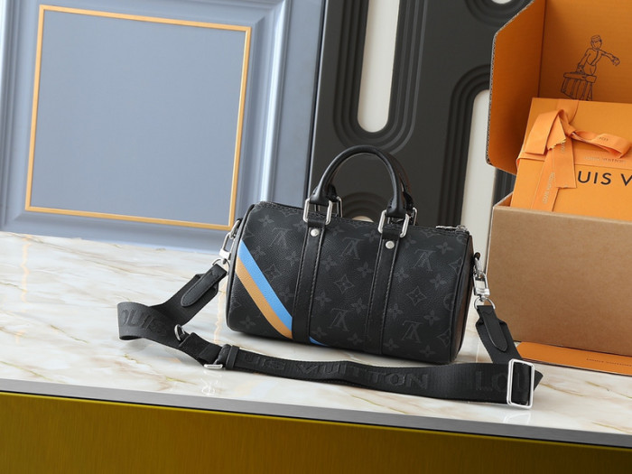 Split leather bag ,4A , size 25*15*11 cm, no box,  B75-241-245