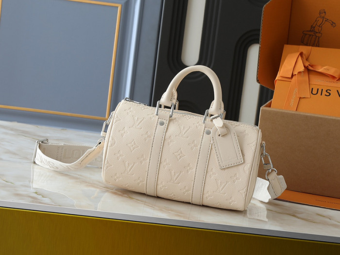 Split leather bag ,4A , size 25*15*11 cm, no box,  B75-241-245