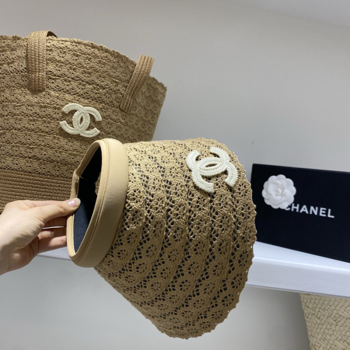 Fashion hat 🏖️➕ straw bag ⛱️ set  ,no box. HX40-54