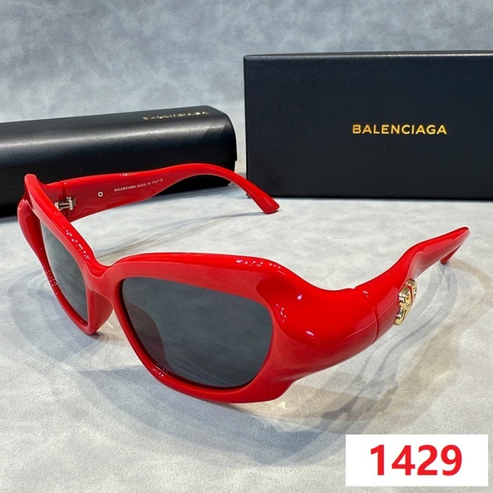 Blue light blocking sunglasses with the box and case ,G25-1426-1431