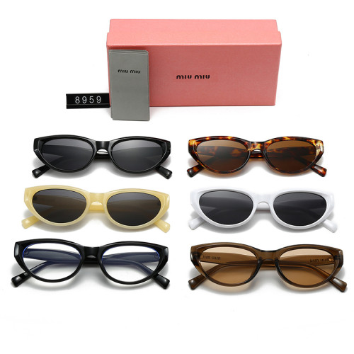 Blue light blocking sunglasses with the box and case ,G25-1656-1661