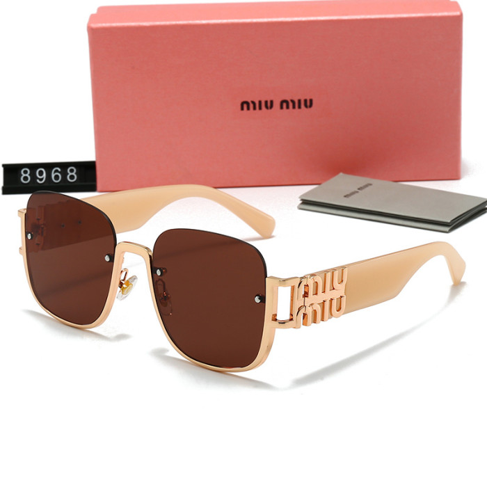 Blue light blocking sunglasses with the box and case ,G25-1643-1647