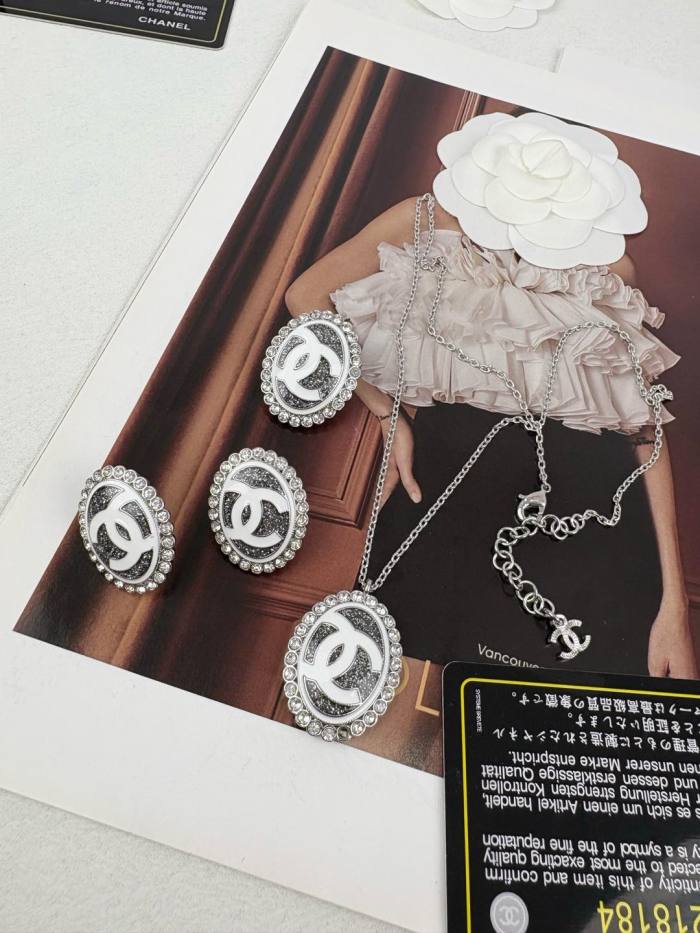 Earring  jewelry ,with box,  J25-68