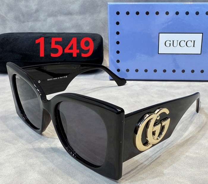 Blue light blocking sunglasses with the box and case ,G25-1547-1553