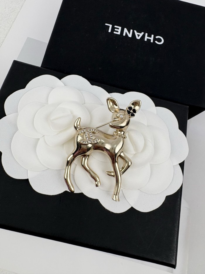 Brooch jewelry ,with box,  J25-81