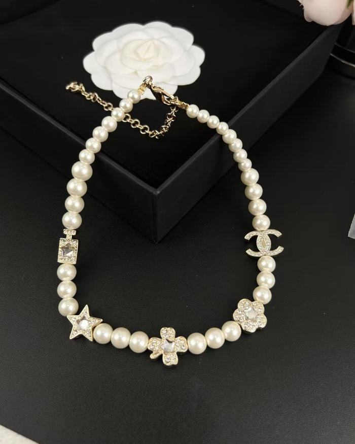 Necklace jewelry ,with box,  J25-82