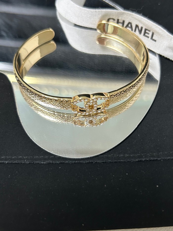 Bracelet bangle jewelry ,with box,  J25-105