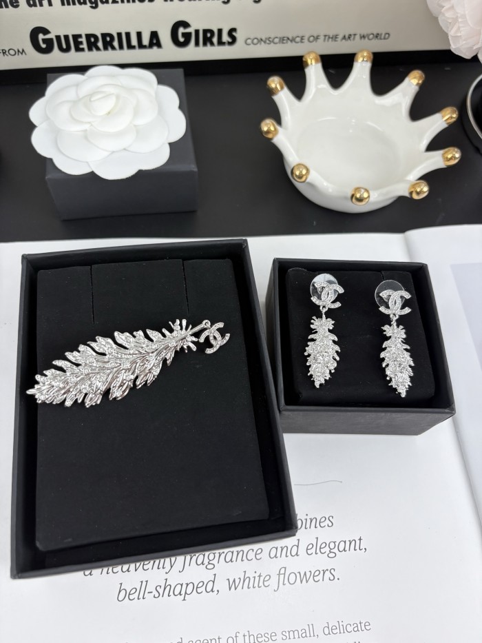 Brooch earring  jewelry ,with box,  J25-95-98
