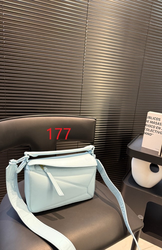 Split leather bag ,4A , size 24*16cm,no box,  B88-177-183