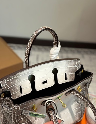Split leather bag ,4A , size 26*24cm,no box,  B88-184