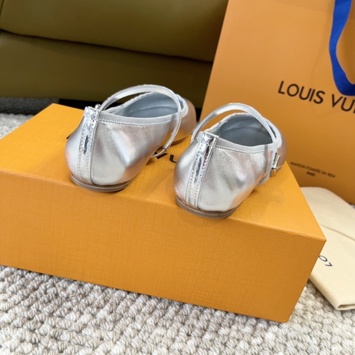 Women flat shoes,  size 34-42, SS50-220