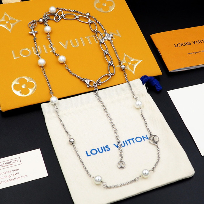 Necklace jewelry ,with box,  J25-123-124