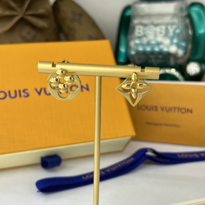 Earring  jewelry ,with box,  J25-131