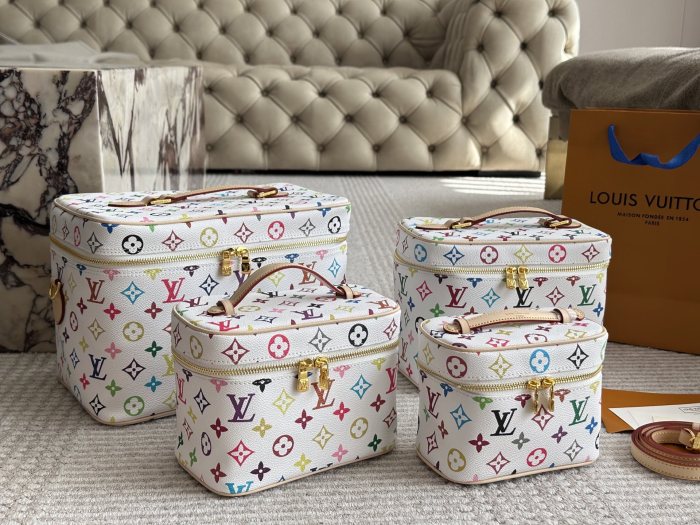 Split leather bag ,4A ,size 16cm20cm/26cm/30cm,no box,  B75-266