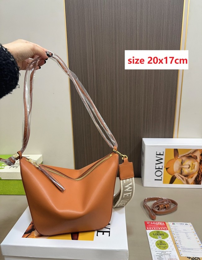 Split leather bag ,3A ,size 20x17cm,no box, B75-269
