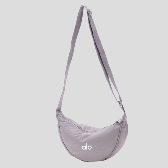 Waist bag, sports yoga bag, crossbody bag, velvet material. size: 33*17cm, shoulder strap length: 115cm.B15-38-45