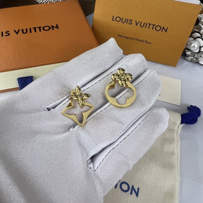 Earring  jewelry ,with box,  J25-131