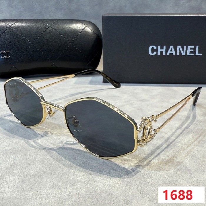 Blue light blocking sunglasses with the box and case ,G25-1687-1692