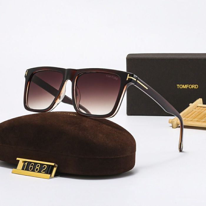 Blue light blocking Protect against ultraviolet rays sunglasses with the box and case ,G25-1702-1706