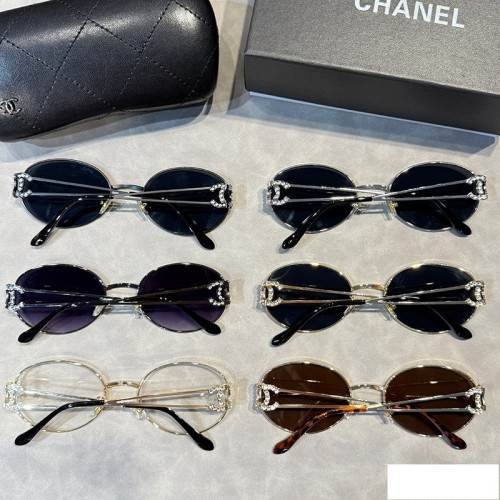 Blue light blocking sunglasses with the box and case ,G25-1681-1686