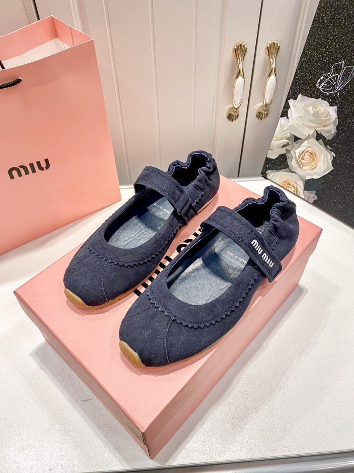Women flat shoes,size 35-40, SS60-3041-3043