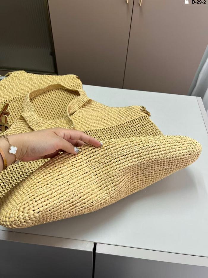 Straw TOTE  bag ,5A , size 44*46cm,no box,  B110-287