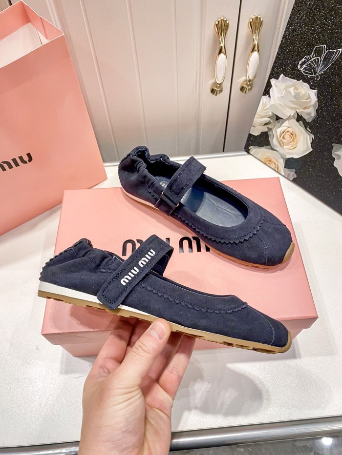 Women flat shoes,size 35-40, SS60-3041-3043