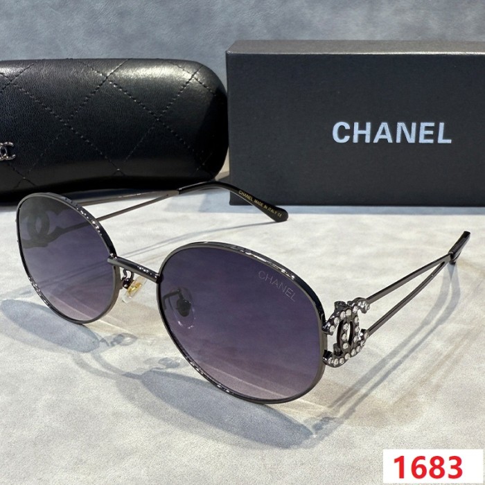 Blue light blocking sunglasses with the box and case ,G25-1681-1686