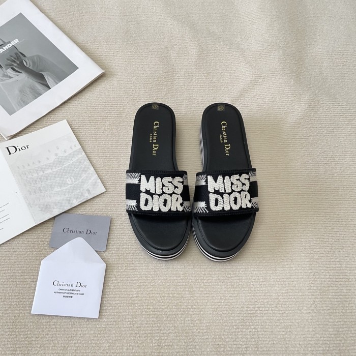 Women flat slippers shoes,size 35-42, SS60-3170