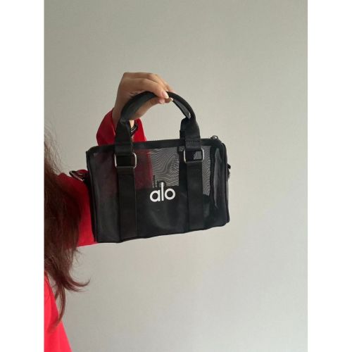 Hollowed-out Mesh Handbag Single-shoulder bag，size 23*14*7.5cm,B30-78-80