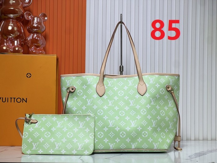 Split leather bag ,4A ,size 32x29x17cm,no box,  B80-77-85