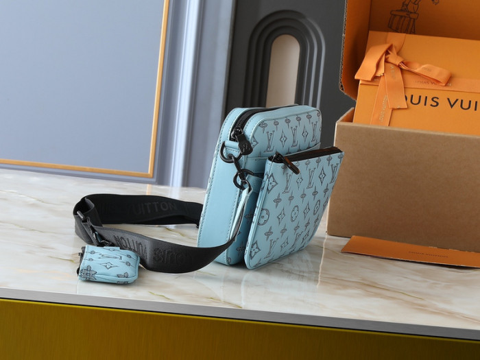 Split leather bag ,4A ,size 25x18.5x7cm,no box,  B80-87