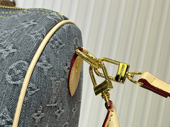 Split leather canvas bag ,4A ,size 30x21x17cm,no box,  B80-96