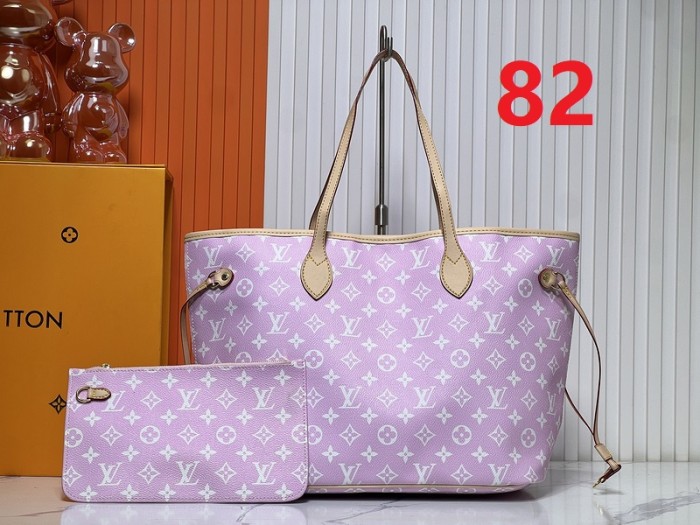 Split leather bag ,4A ,size 32x29x17cm,no box,  B80-77-85