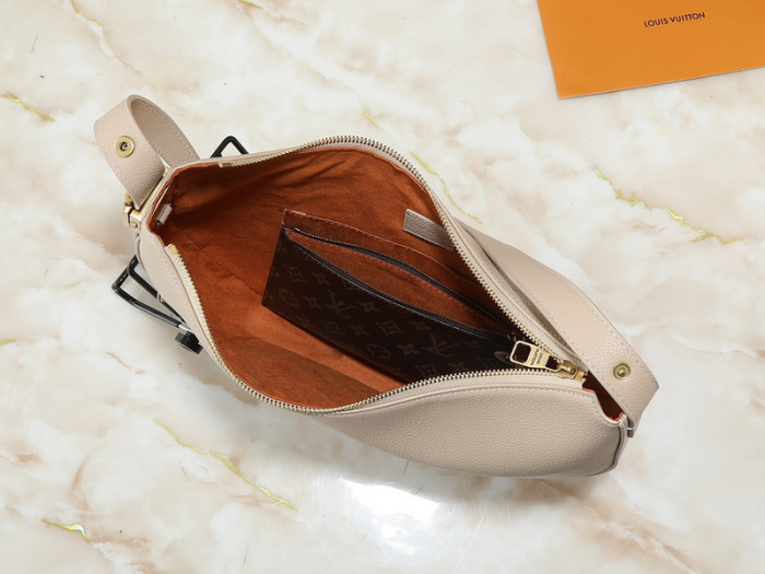 Split leather bag ,4A ,size 32x26x5cm,no box,  B80-91-93