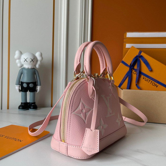 Split leather bag ,4A ,size 25x19x12cm,no box,  B80-100