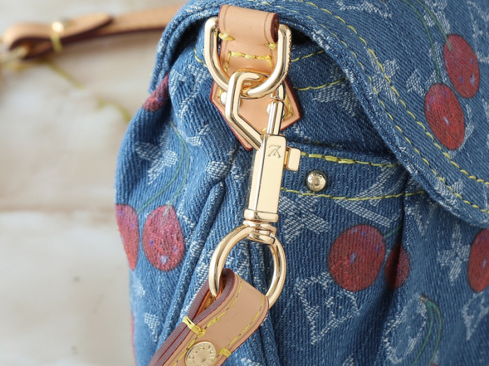 Split leather denim bag ,4A ,size 27x18x3cm,no box,  B80-75
