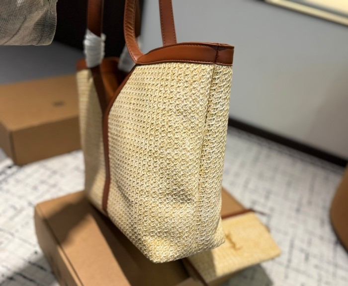 Split leather straw woven bag ,4A ,size 34x31cm,no box,  B80-73-74