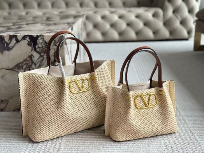 Split leather straw woven bag ,4A ,no box,  B80-69
