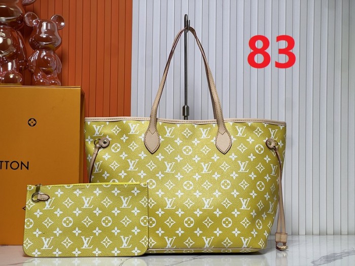 Split leather bag ,4A ,size 32x29x17cm,no box,  B80-77-85