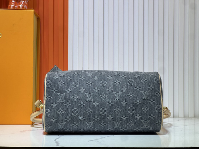 Split leather canvas bag ,4A ,size 30x21x17cm,no box,  B80-96