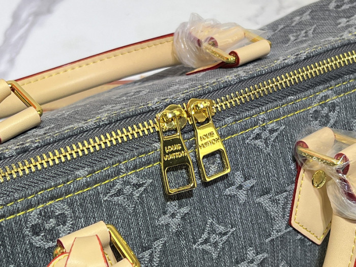Split leather canvas bag ,4A ,size 30x21x17cm,no box,  B80-96