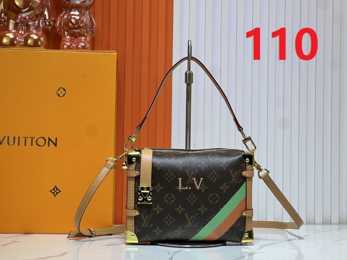 Split leather bag ,4A ,size 21x14x6cm,no box,  B80-108-110
