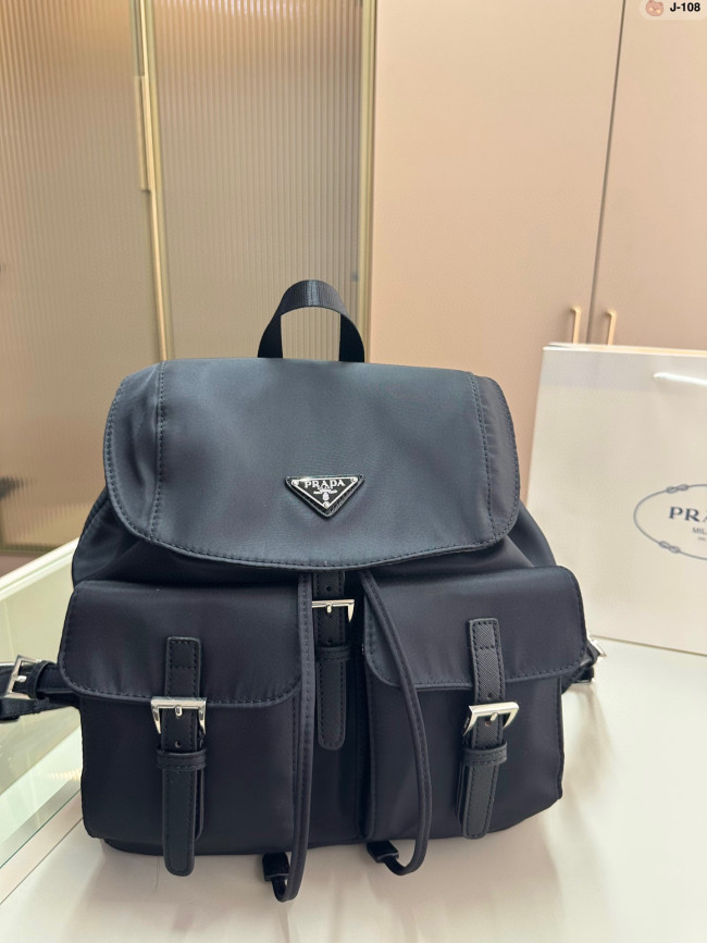 Nylon bag ,4A ,size 29x15x26 cm,no box, B75-271-272