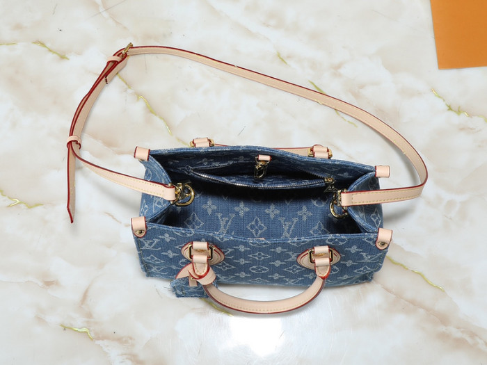 Split leather denim bag ,4A ,size 25x19x11.5cm,no box,  B75-292