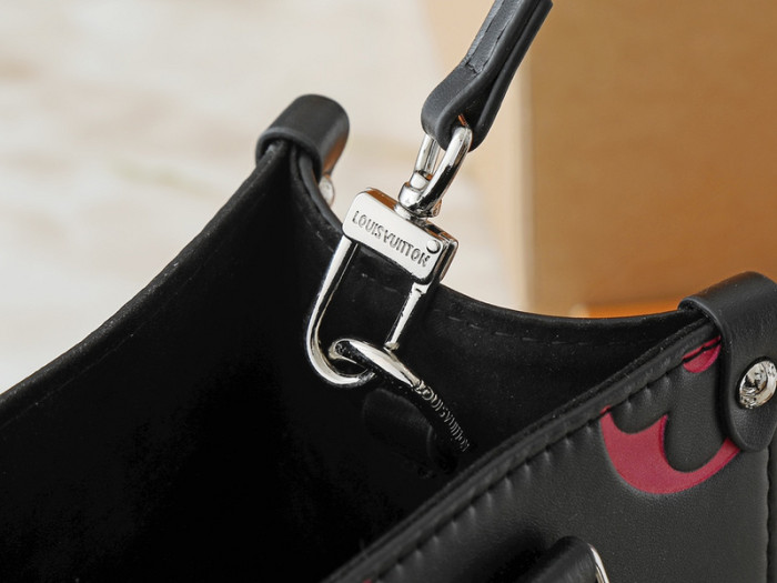 Split leather bag ,4A ,size 25x11x19cm,no box,  B75-343