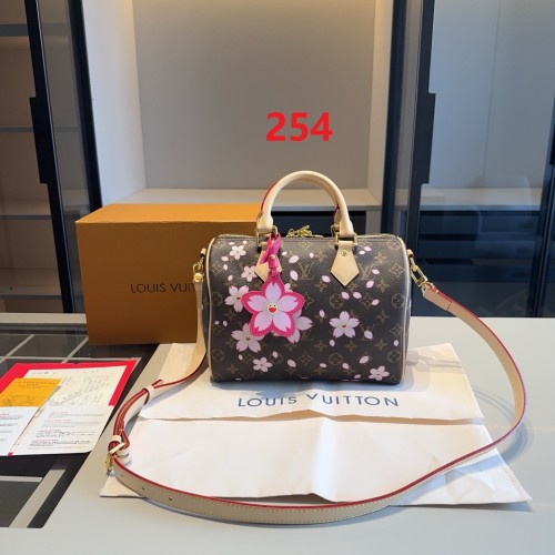 Split leather bag ,4A ,size 25x20x15cm,no box,  B88-254