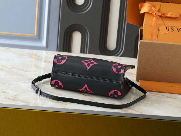 Split leather bag ,4A ,size 25x11x19cm,no box,  B75-343