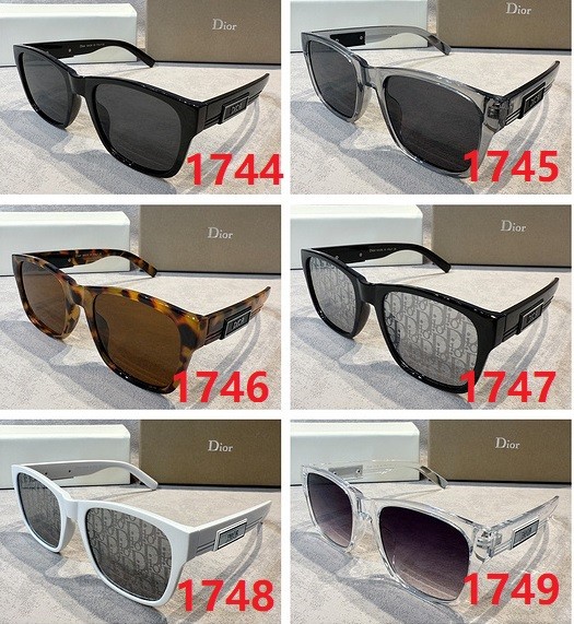 Blue light blocking sunglasses with the box and case ,G25-1744-1749