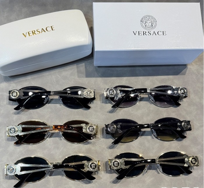 Blue light blocking sunglasses with the box and case ,G25-1711-1716